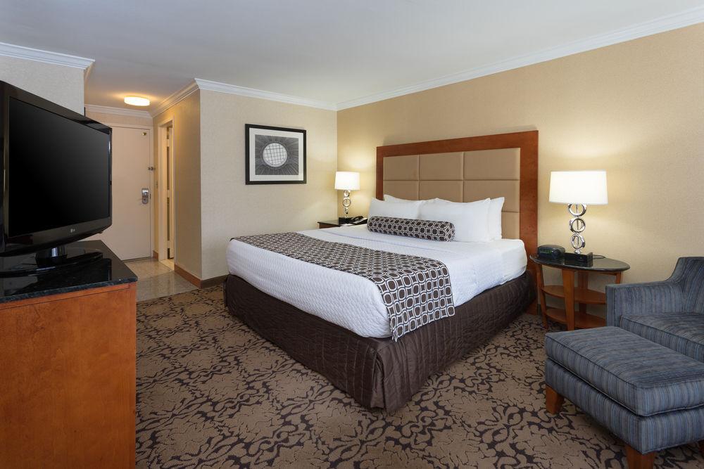 Delta Hotels By Marriott Richmond Downtown Eksteriør billede