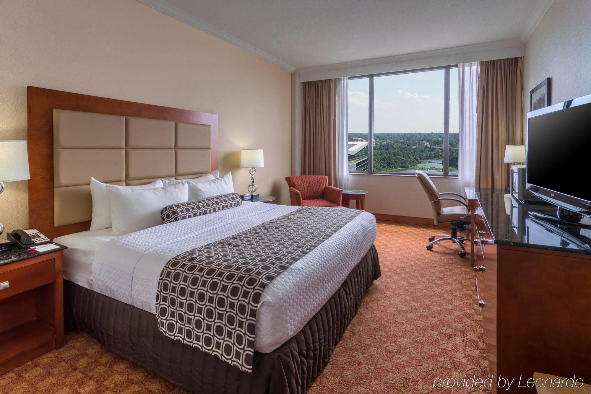 Delta Hotels By Marriott Richmond Downtown Eksteriør billede